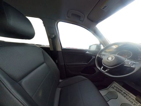 Used 2019 Volkswagen Tiguan SE w/ 3rd Row Seat Package image 26