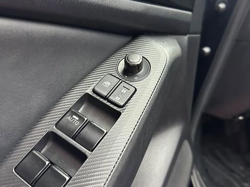 Used 2016 MAZDA MAZDA3 i Grand Touring image 9