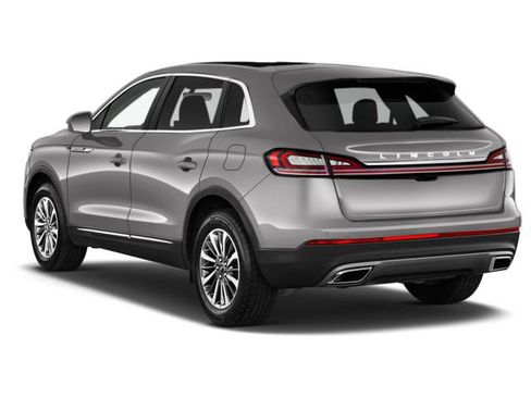 Used 2023 Lincoln Nautilus Reserve AWD/4WD image 2