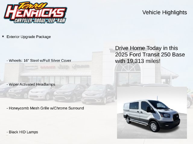 Used 2025 Ford Transit 250 Low Roof w/ Exterior Upgrade Package RWD image 4