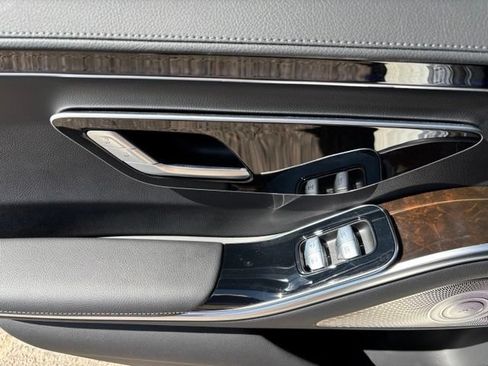 Used 2023 Mercedes-Benz S 500 4MATIC image 17