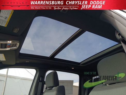 New 2026 RAM 1500 4x4 Crew Cab image 27