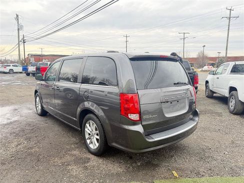 Used 2018 Dodge Grand Caravan SXT FWD image 7