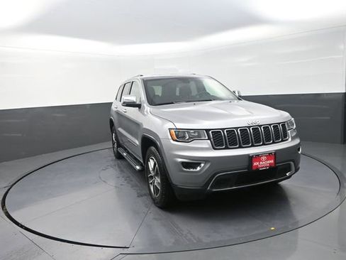 Used 2020 Jeep Grand Cherokee Limited w/ Luxury Group II AWD/4WD image 4