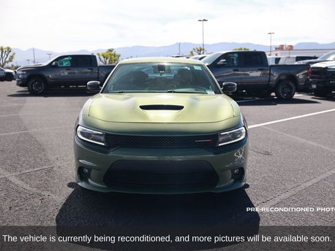 Used 2018 Dodge Charger SXT Plus w/ Blacktop Package image 9