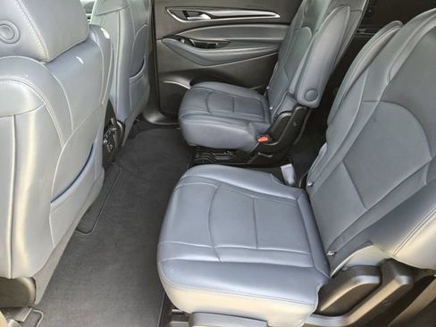 Used 2023 Buick Enclave Essence FWD image 28