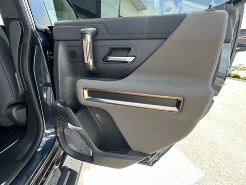 New 2025 GMC Hummer EV 2X AWD/4WD image 29