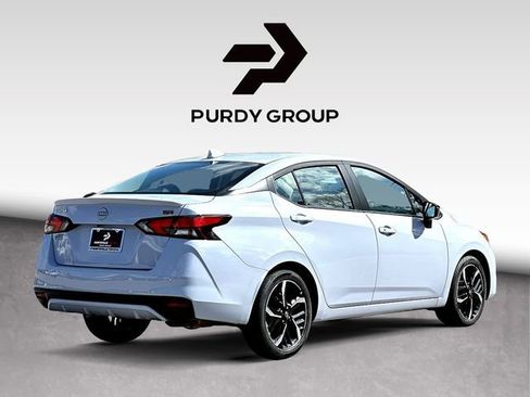 Used 2024 Nissan Versa SR image 8