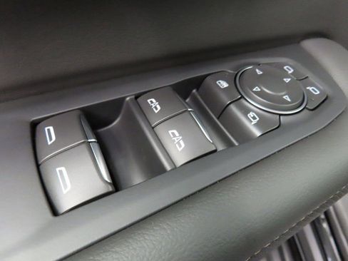 Used 2025 Chevrolet Suburban High Country w/ Sun And Tow Package image 71