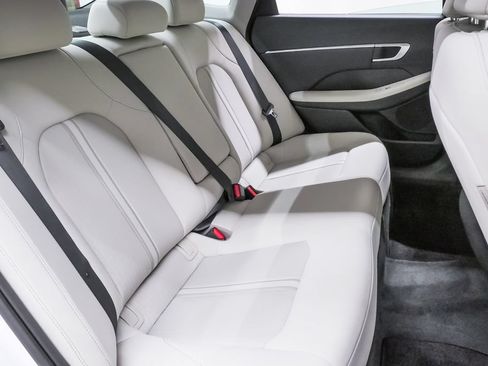 Certified 2026 Hyundai Sonata SEL FWD image 11