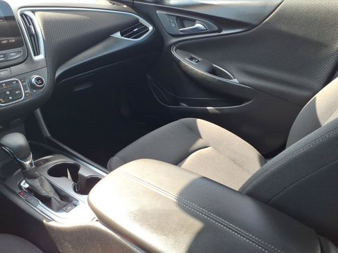 Used 2024 Chevrolet Malibu LT FWD image 20