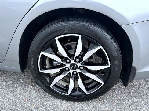 Used 2024 Chevrolet Malibu RS FWD image 22