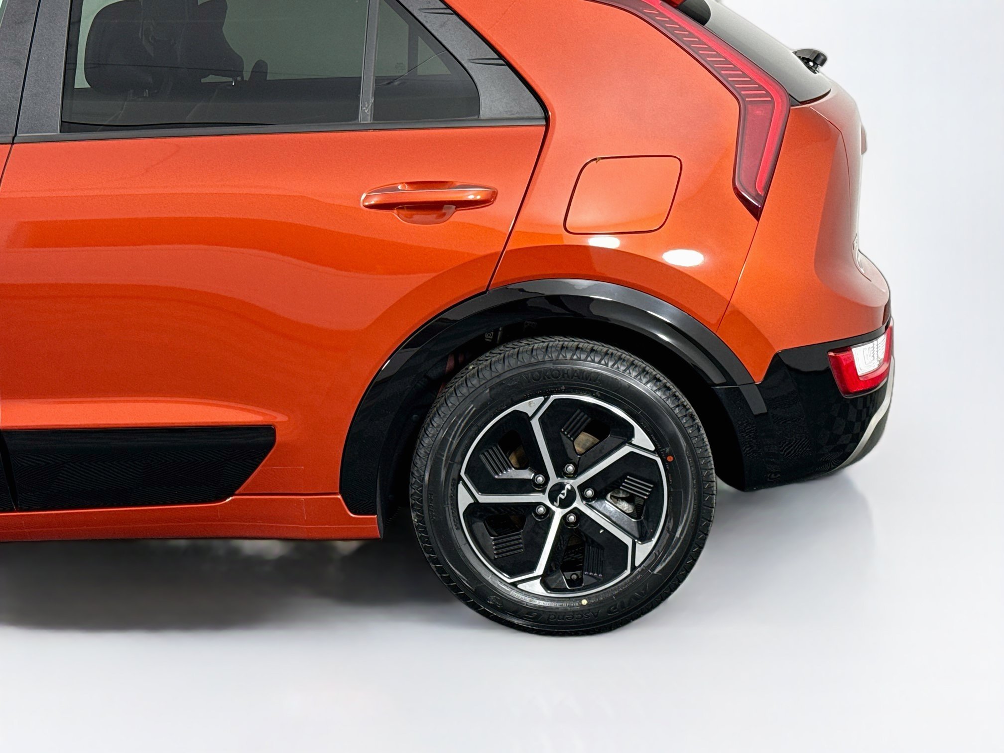 Used 2023 Kia Niro FWD image 43