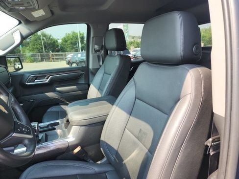 Certified 2023 Chevrolet Silverado 1500 LTZ w/ Technology Package AWD/4WD image 10