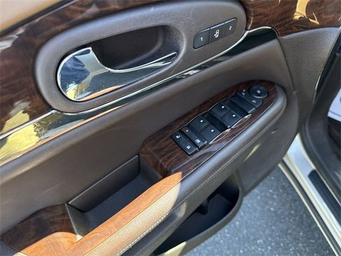 Certified 2017 Buick Enclave Leather image 23
