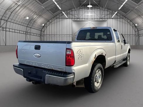 Used 2012 Ford F250 XLT w/ Snow Plow Prep Pkg image 5