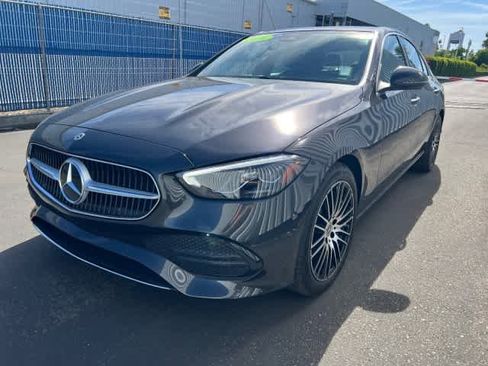 Used 2026 Mercedes-Benz C 300 Sedan image 9