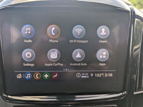 Used 2023 Chevrolet Traverse LT FWD image 14