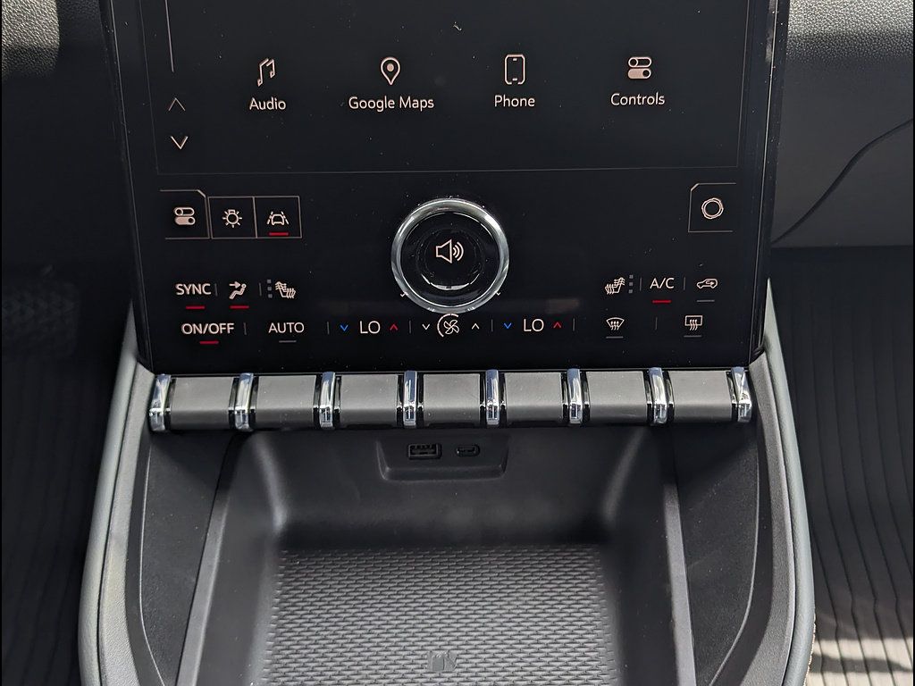 New 2027 GMC Terrain AT4 w/ LPO, Floor Liner Package AWD/4WD image 24