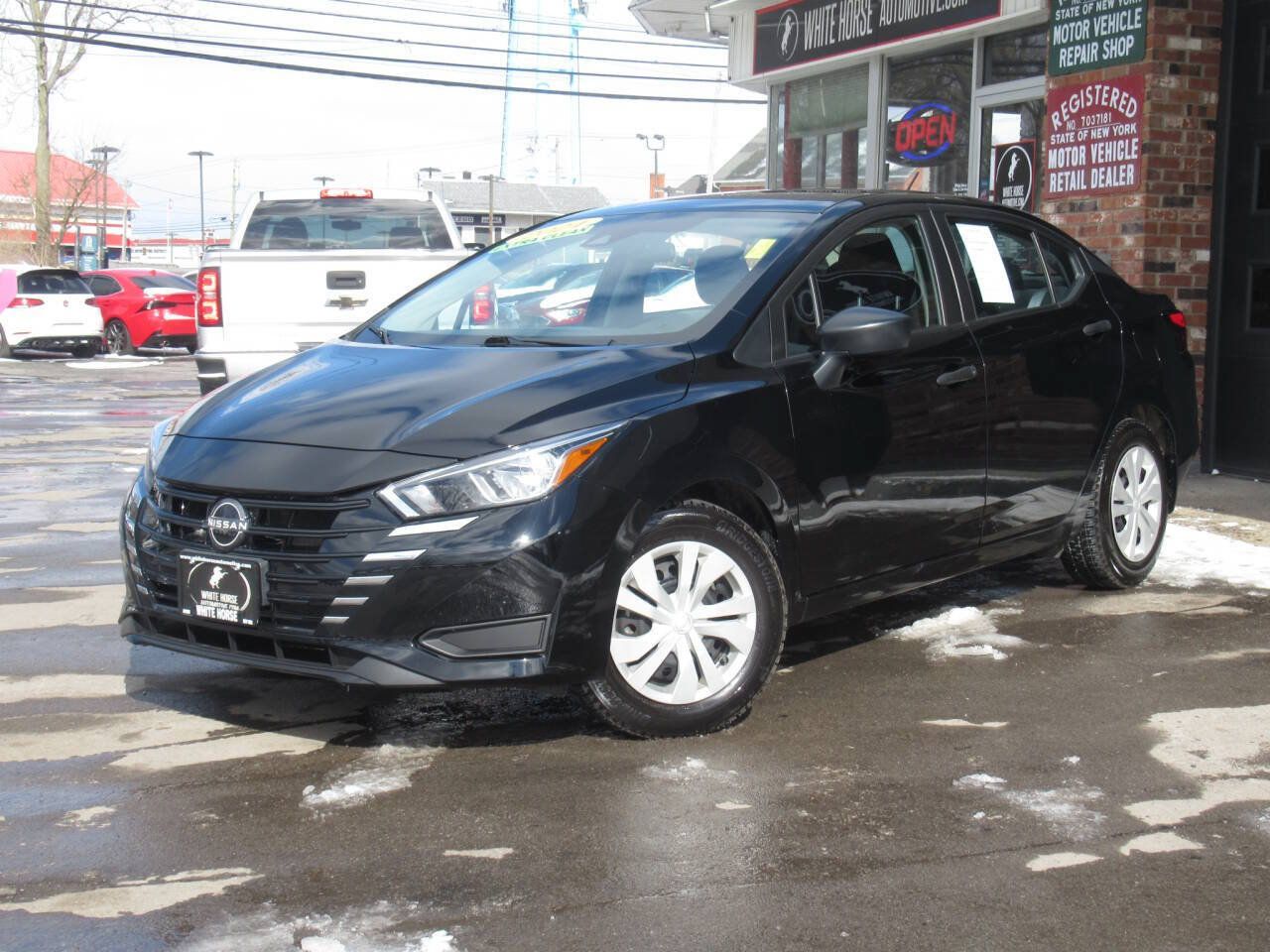 Used 2024 Nissan Versa S w/ Trunk Package FWD image 24