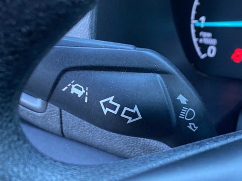 Used 2023 Ford Transit 350 XLT image 19