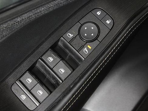 Certified 2023 Nissan Rogue SV FWD image 23