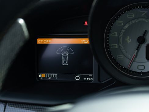 Used 2015 Ferrari 458 Speciale Coupe RWD image 15