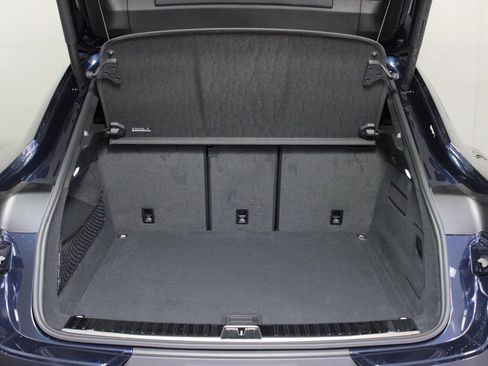 Used 2025 Porsche Cayenne Coupe image 14