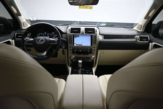 Used 2020 Lexus GX 460 Luxury w/ Luxury Sport Package AWD/4WD image 24