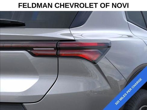 New 2026 Chevrolet Equinox EV LT image 11