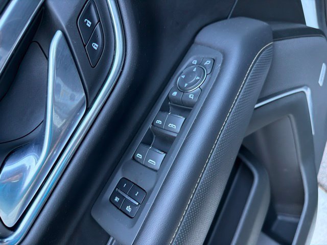 Used 2022 Chevrolet Suburban Premier AWD/4WD image 22