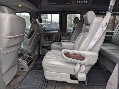 Used 2014 GMC Savana 1500 SLT image 20