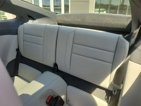 Used 2022 Porsche 911 Carrera w/ Premium Package image 15