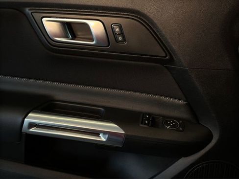Used 2022 Ford Mustang GT image 15