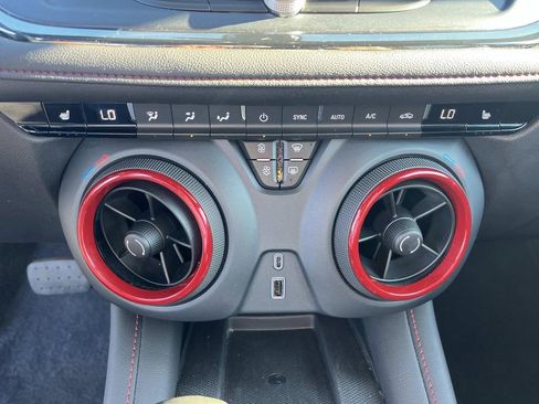 Certified 2023 Chevrolet Blazer RS image 24