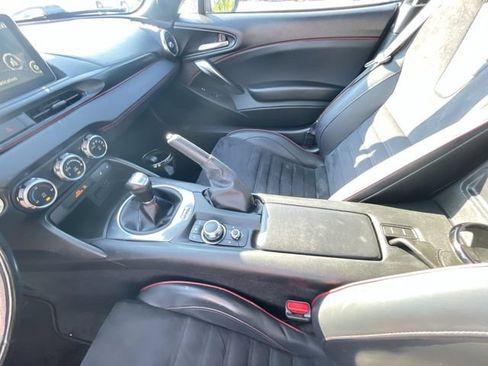 Used 2020 FIAT 124 Spider Abarth w/ Convenience Group RWD image 34