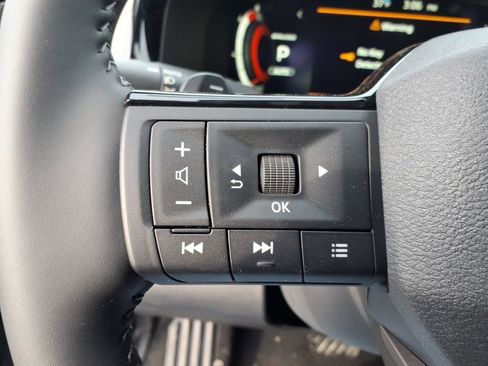 New 2026 Nissan Pathfinder SL image 20