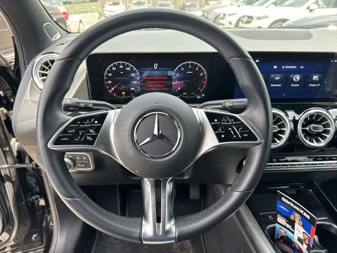 Used 2025 Mercedes-Benz GLA 250 image 22