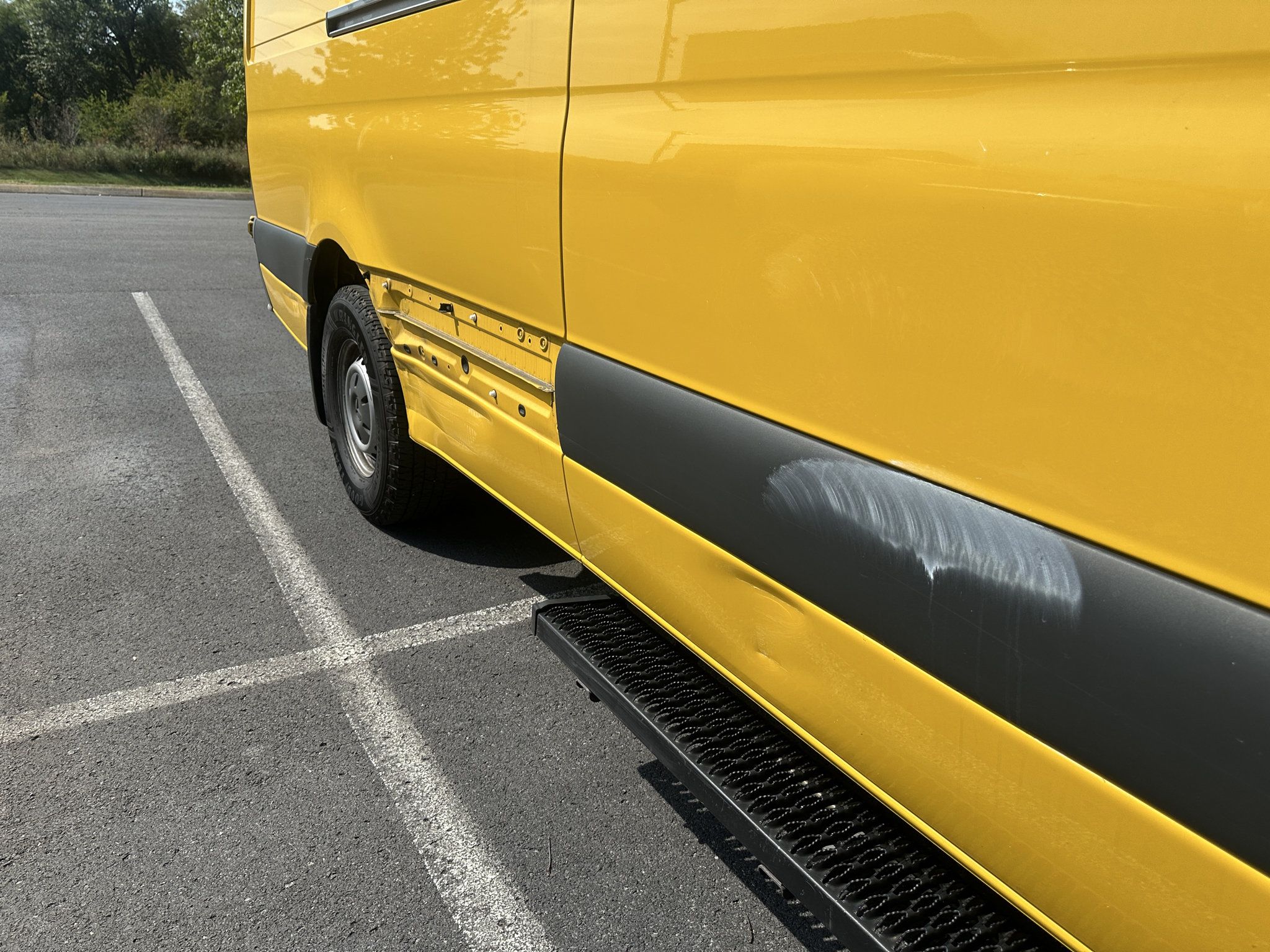 Used 2021 Mercedes-Benz Sprinter 2500 w/ Acoustic Package image 6