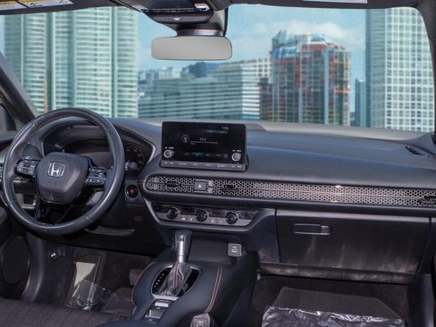 Certified 2023 Honda HR-V Sport image 15