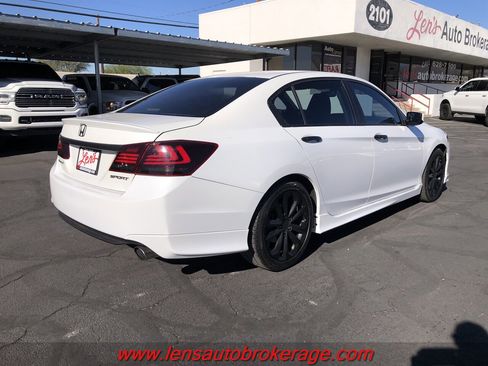 Used 2014 Honda Accord Sport image 8