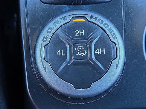 Certified 2025 Ford Bronco Big Bend image 18