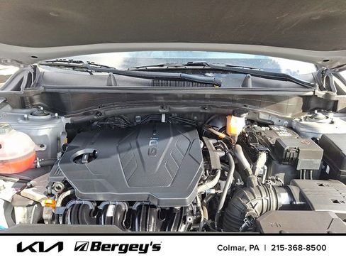 Used 2023 Kia Sportage LX image 29