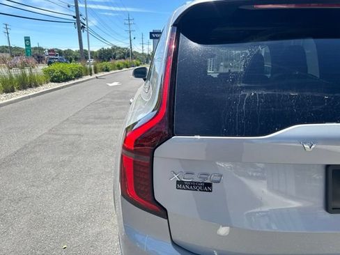 Certified 2025 Volvo XC90 B6 Plus AWD/4WD image 10