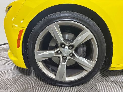 Used 2017 Chevrolet Camaro SS image 5