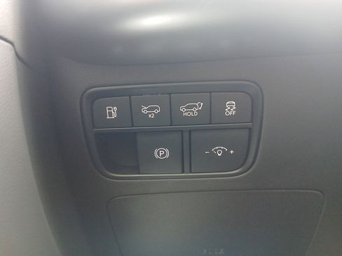 New 2026 Hyundai Ioniq 9 Calligraphy image 21