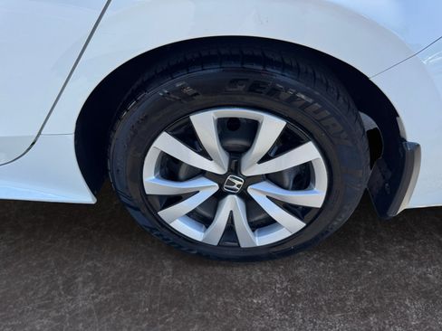 Used 2024 Honda Civic LX image 14