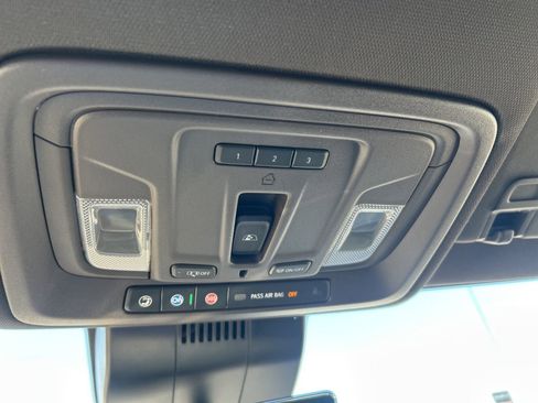 Used 2022 Chevrolet Silverado 1500 LTZ w/ Technology Package image 22