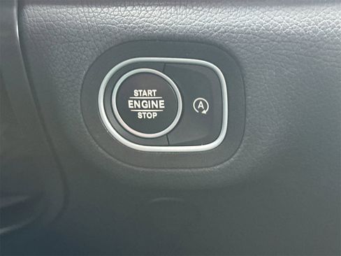 Certified 2023 Mercedes-Benz GLS 450 4MATIC image 27