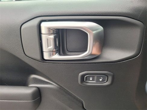 New 2026 Jeep Gladiator Sport image 21